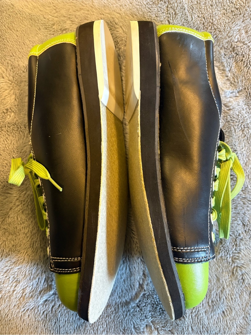 Men's Black & Green Bowling Shoes - Picture 3 of 5
